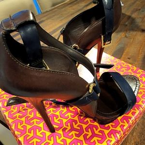 Tory Burch platforms!